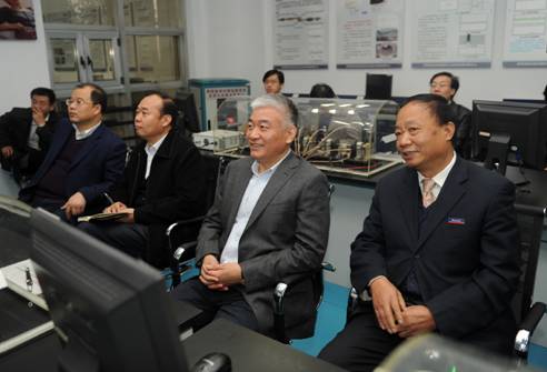 2011年科技部副部长在佰利乐调研时指出： 人才是底子 科技是关键 效益是基础